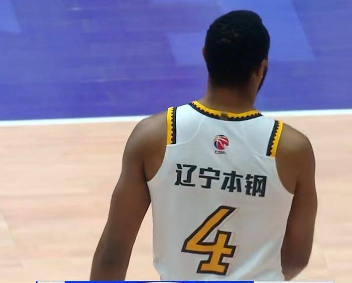 辽宁男篮取得势不可挡的胜利，扬名西部