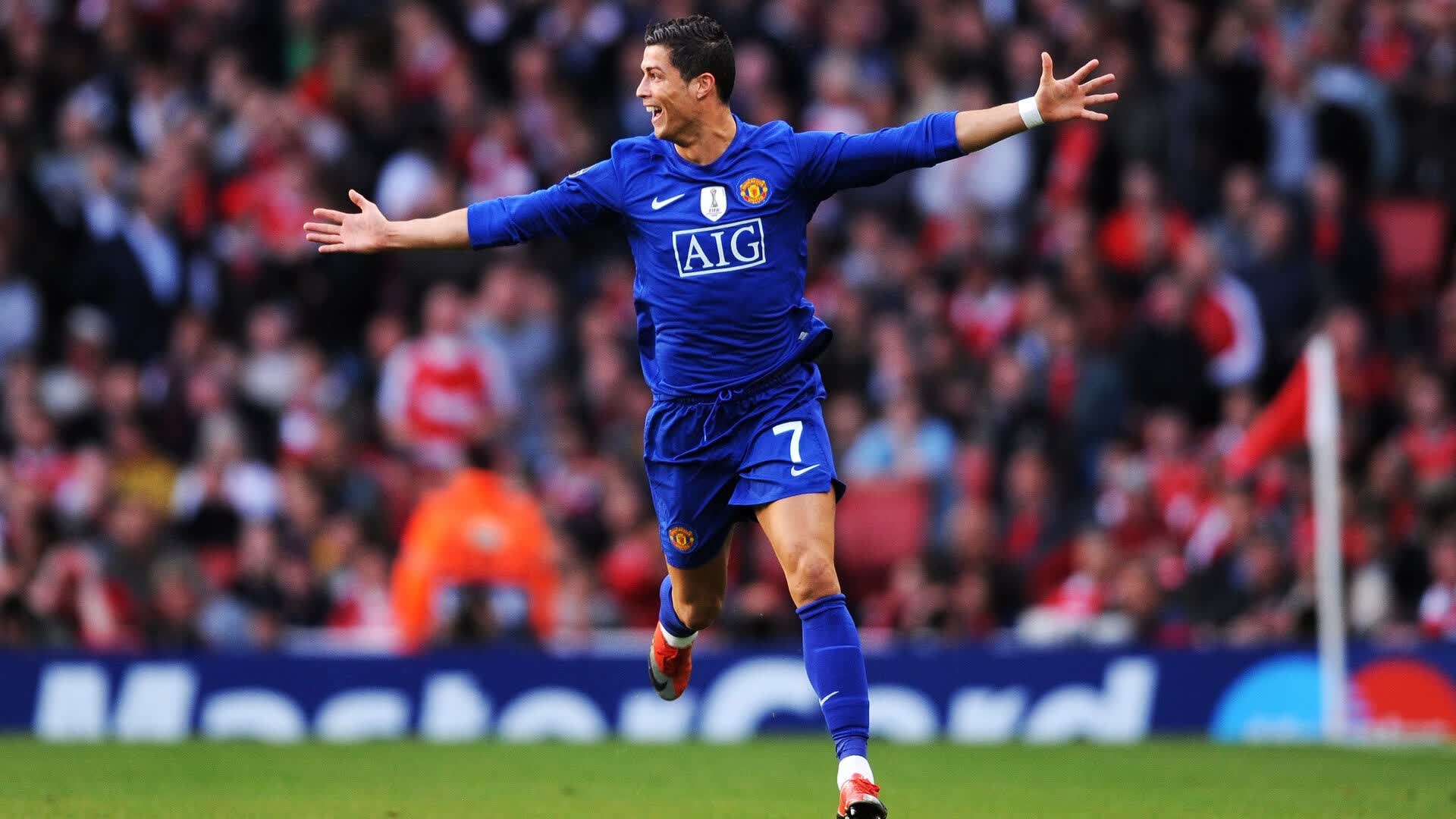 当秩序被天赋击碎,乌拉圭之矛刺穿曼城金甲,莱奥用一脚触球重写足球逻辑